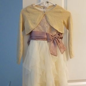 Girl's dress of size 7